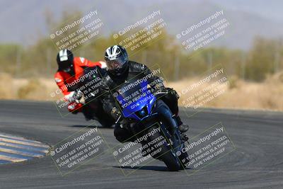 media/Mar-28-2022-Superbike Trackdays (Mon) [[b8603d0f67]]/Open Track Time/Turn 7/